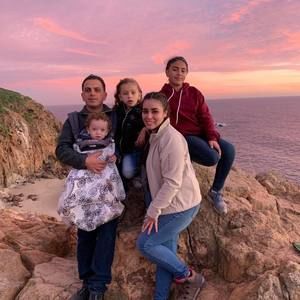 Meet your Posher, Daniel